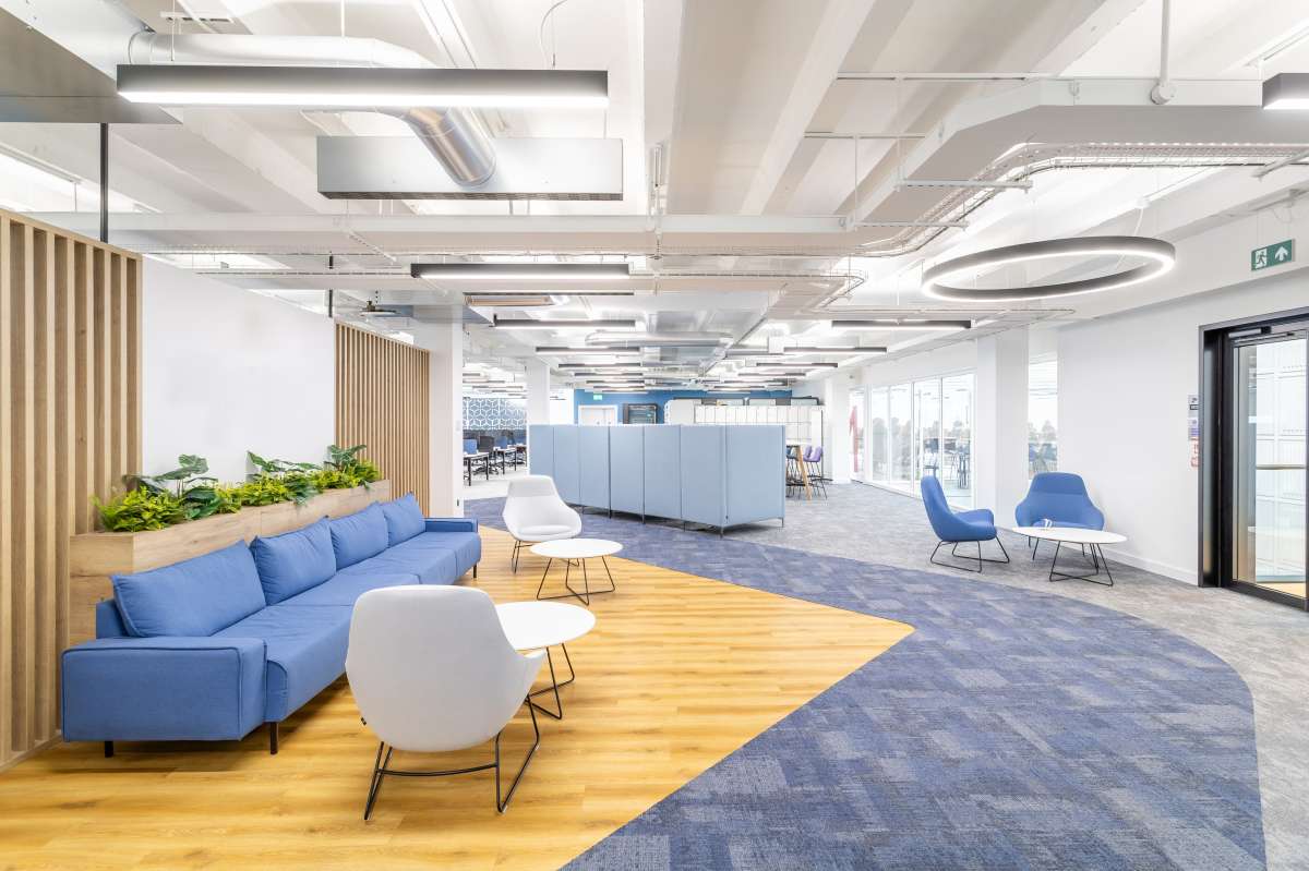 Office in Watford - photo 4