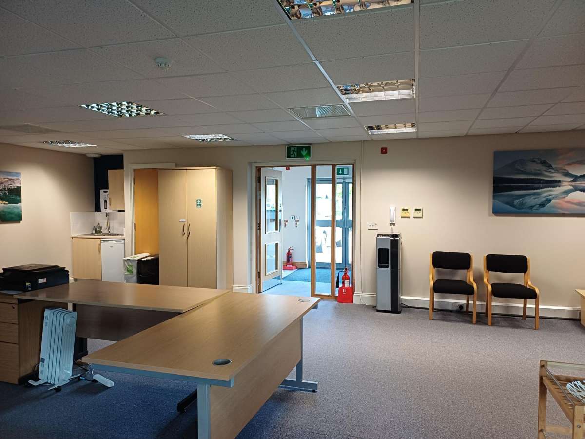 Office in Market Harborough - photo 3