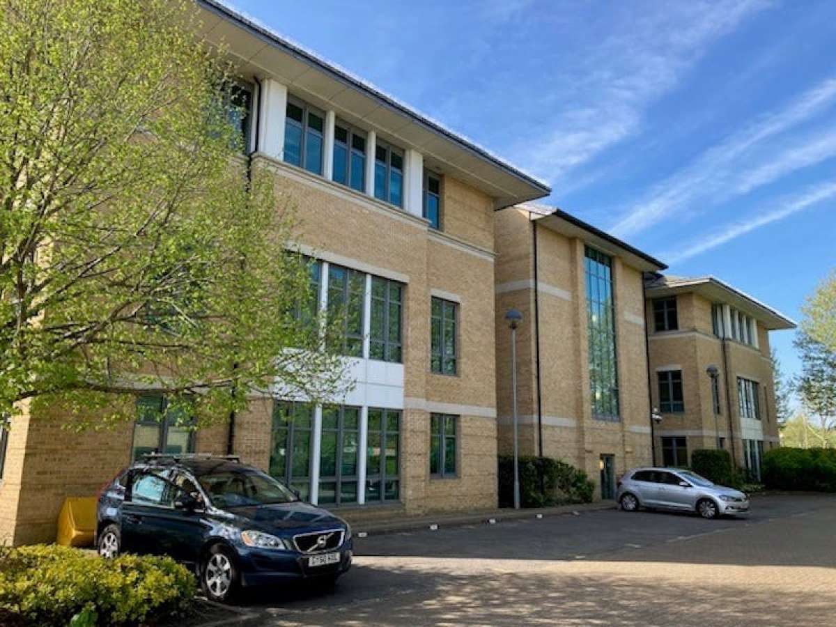 Office in Camberley - photo 2