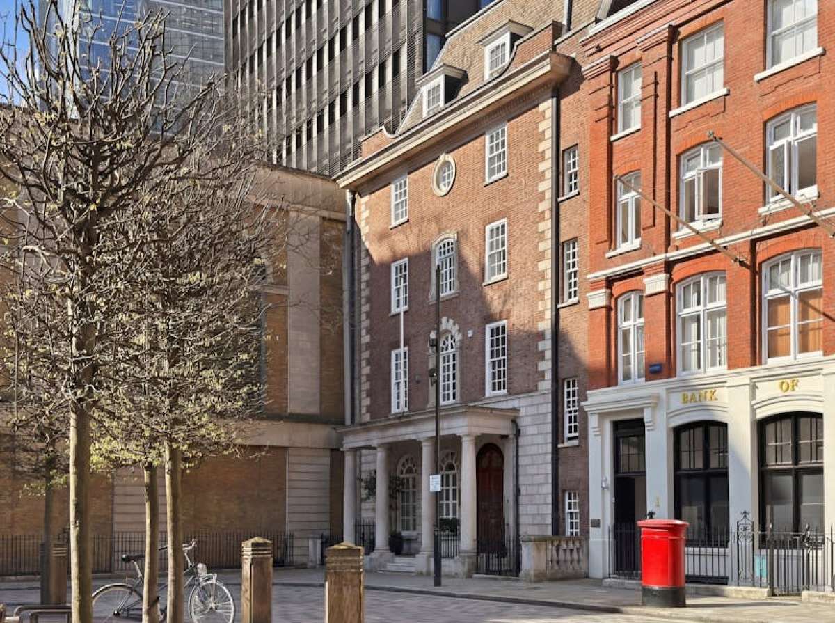 Office To Let, London