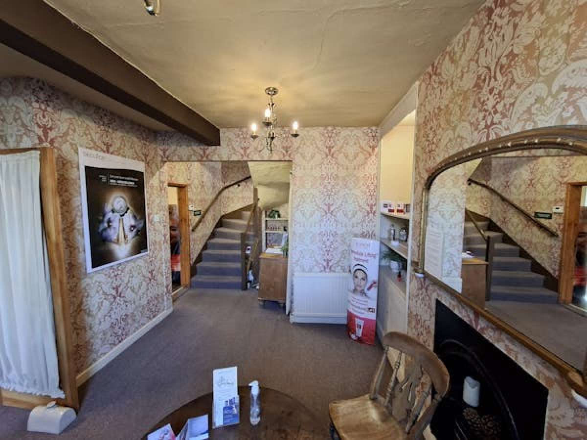 Office in Doncaster - photo 2
