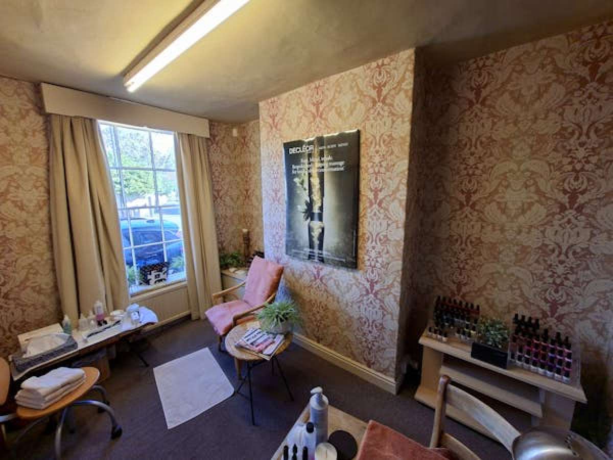 Office in Doncaster - photo 4