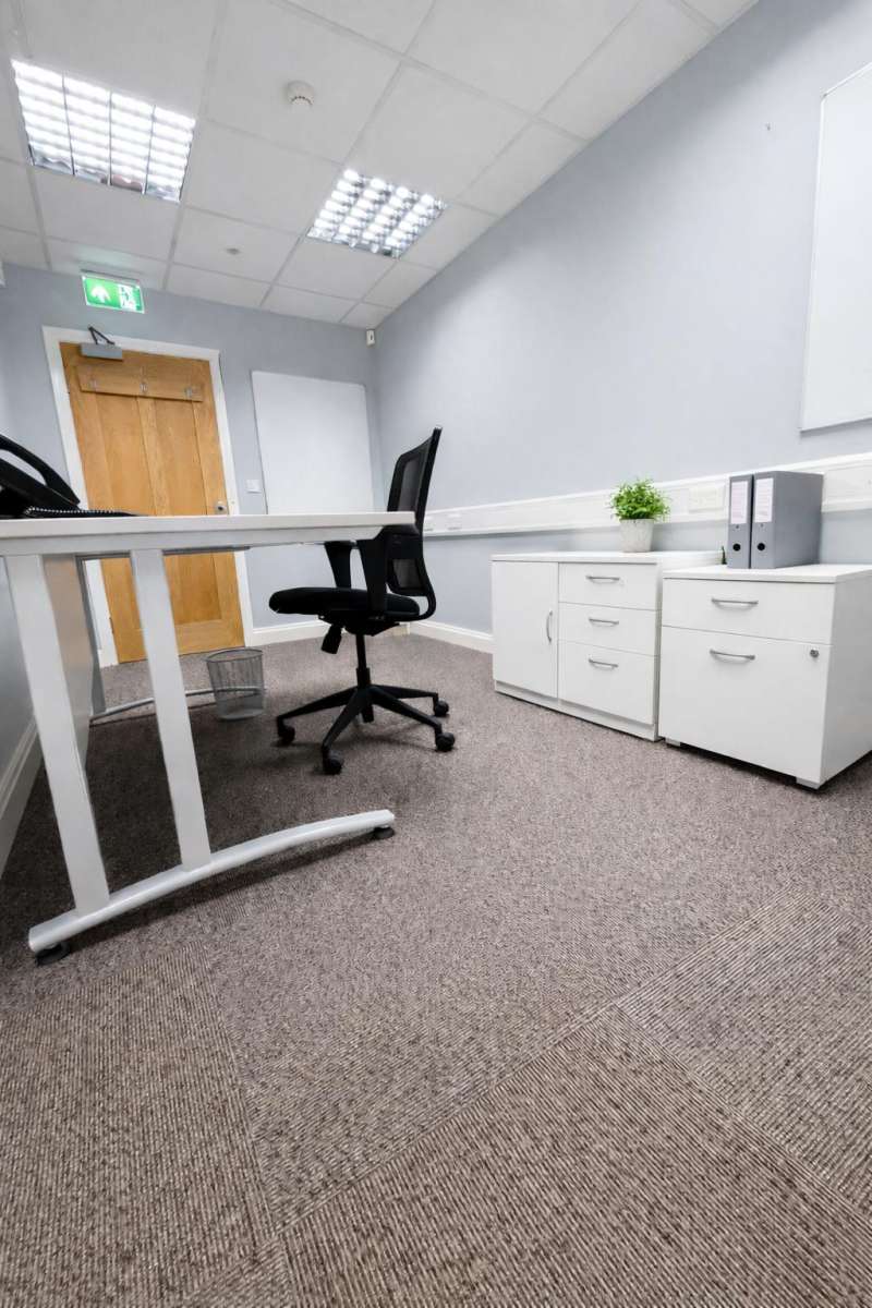 Office in Cragg Vale - photo 4