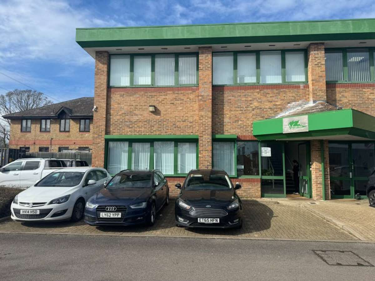 Office To Let, Chertsey