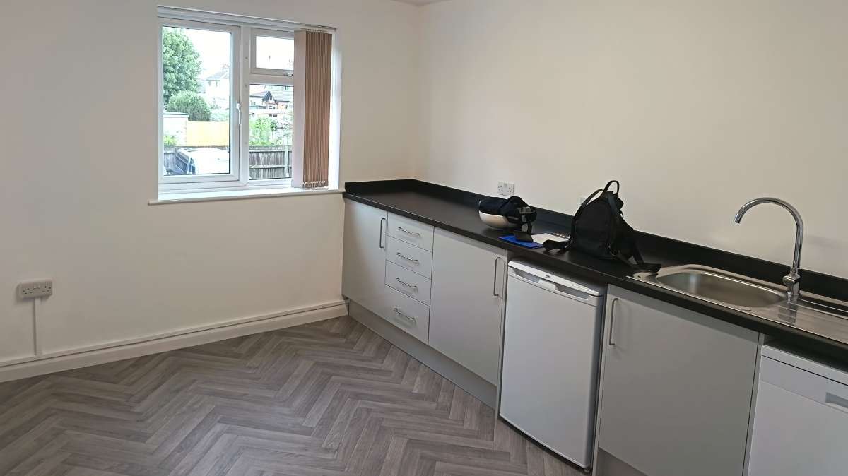 Office in Syston - photo 3