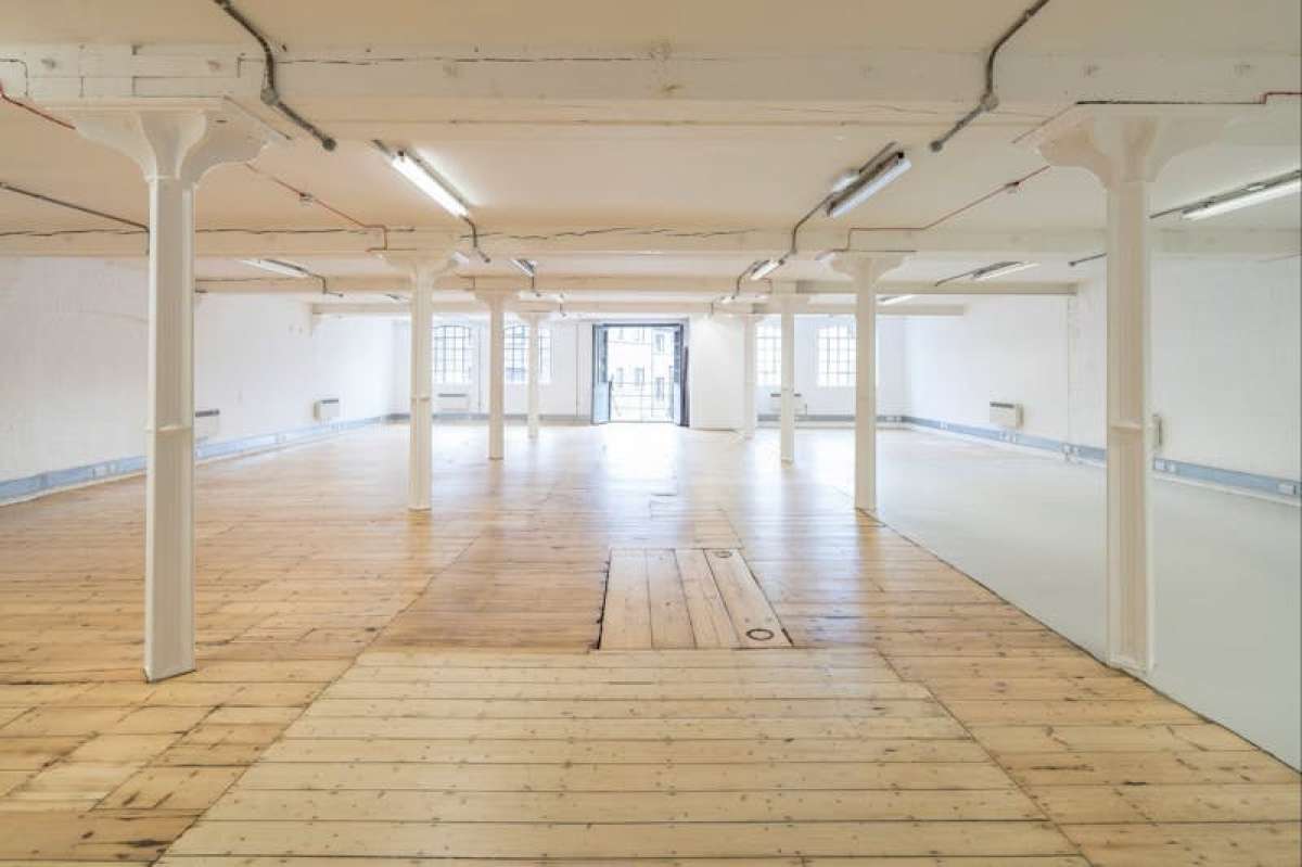 Office in London - photo 3