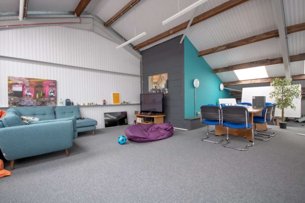 Office in Blandford - photo 2
