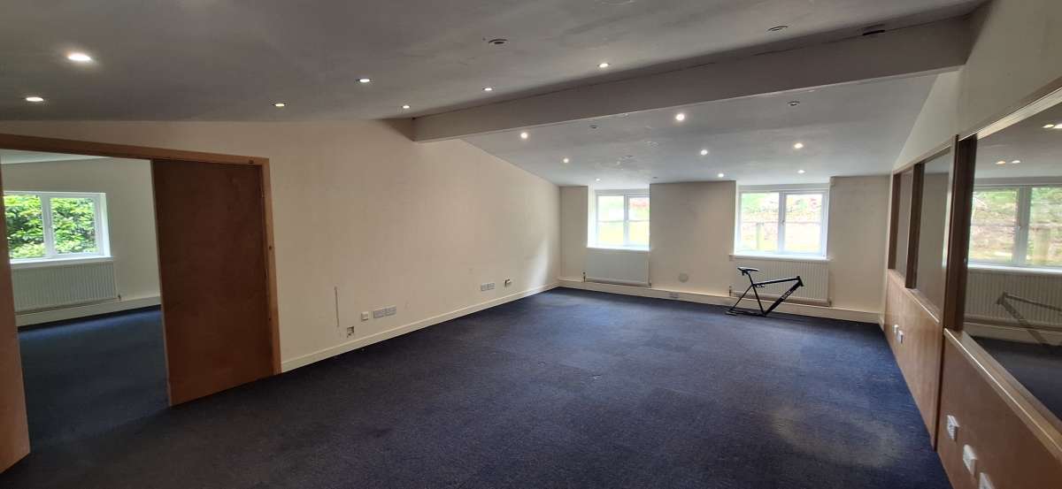 Office in West Chiltington - photo 3