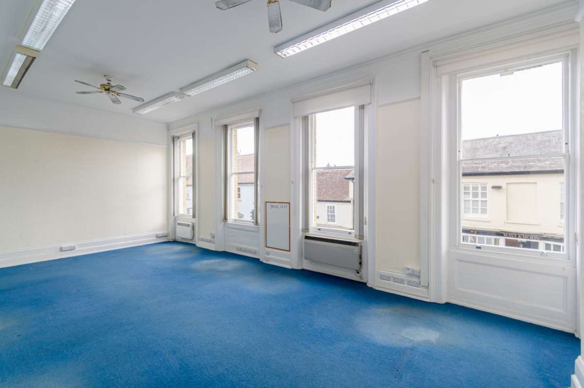 Office in Christchurch - photo 2