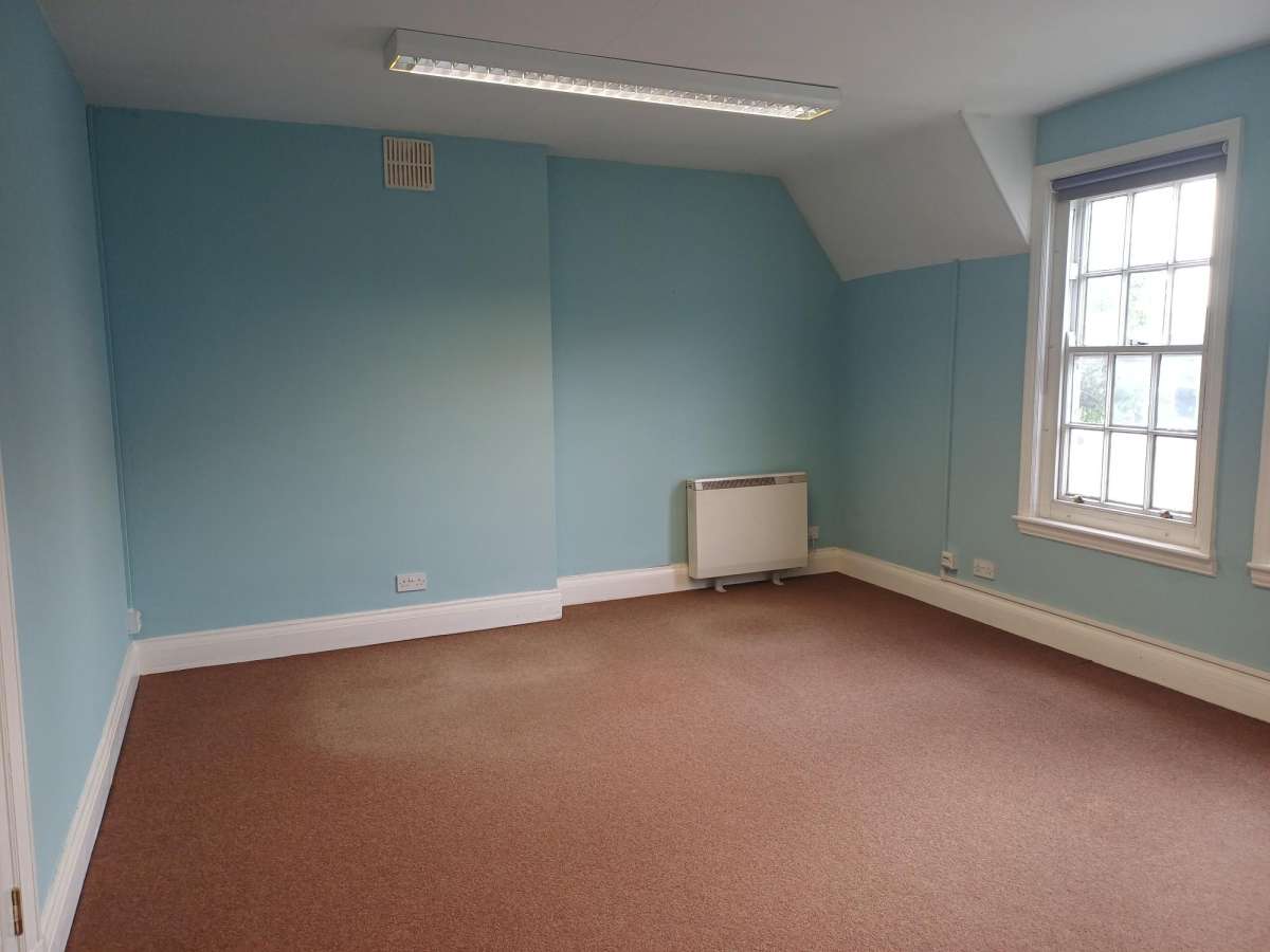 Office in Market Harborough - photo 3