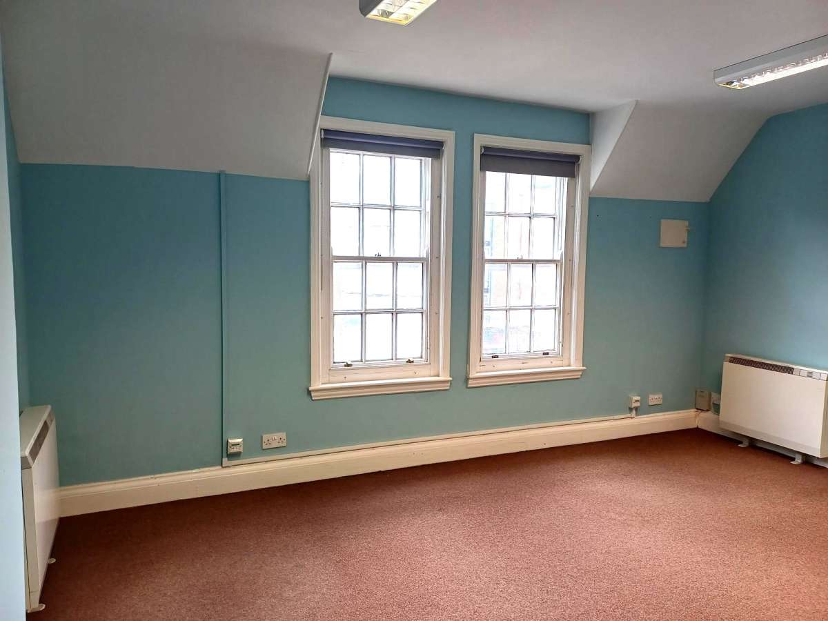 Office in Market Harborough - photo 4