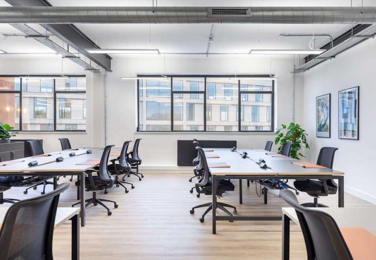 Office in London - photo 3