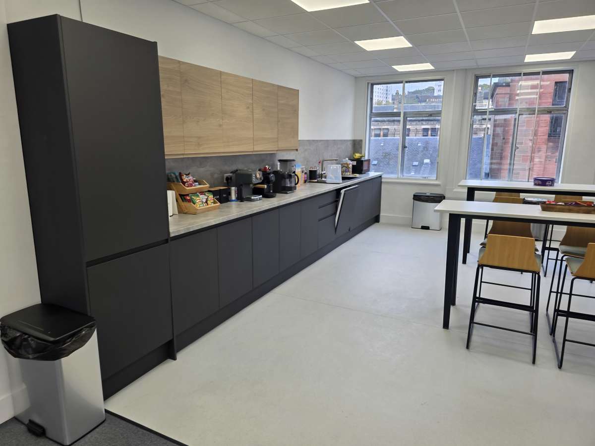 Office in Dundee - photo 4