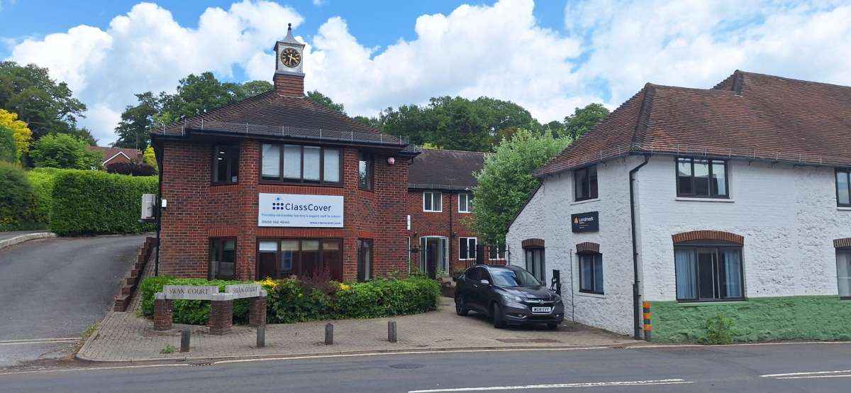 Office in Pulborough - photo 4