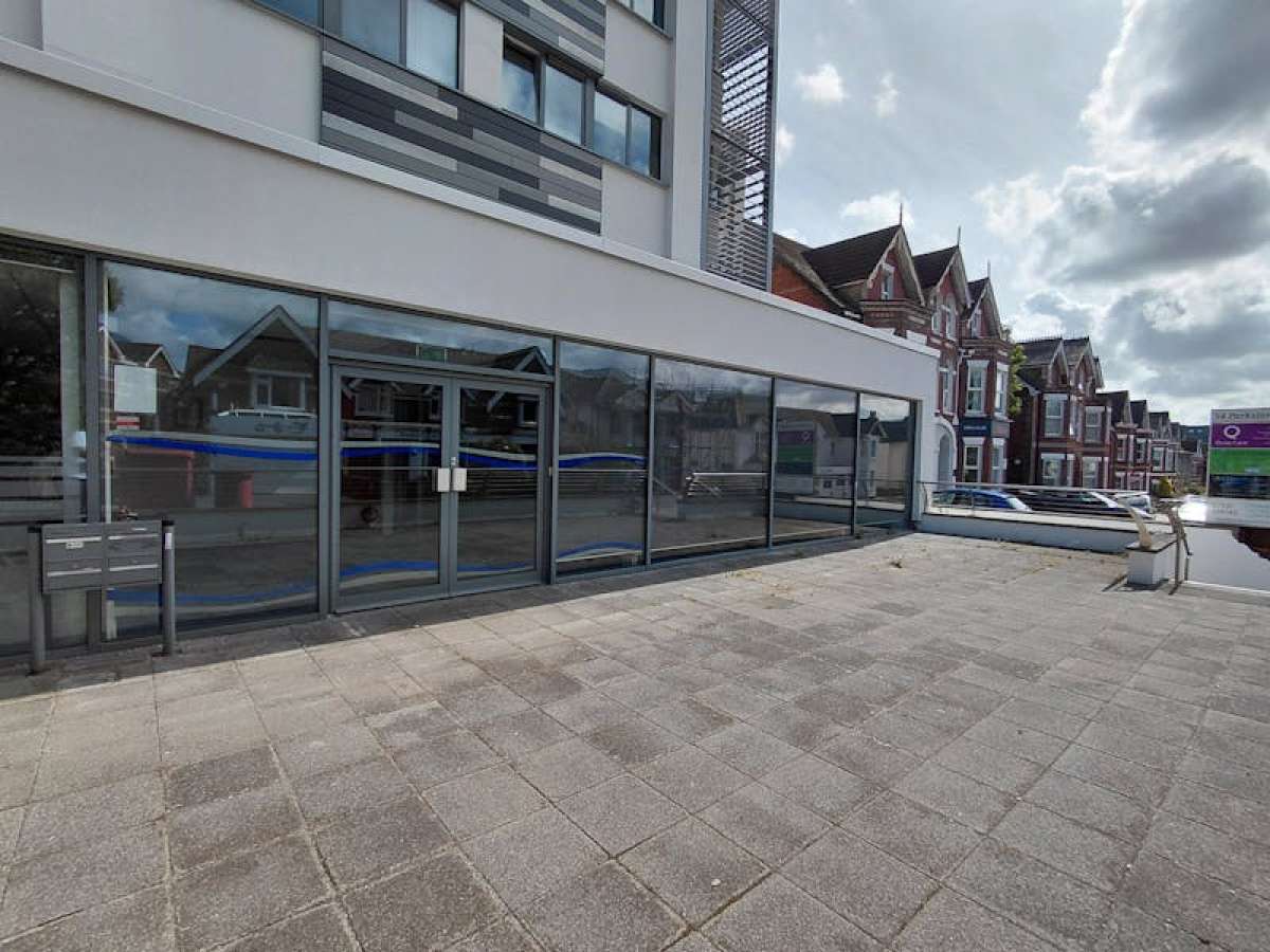 Office in Poole - photo 2
