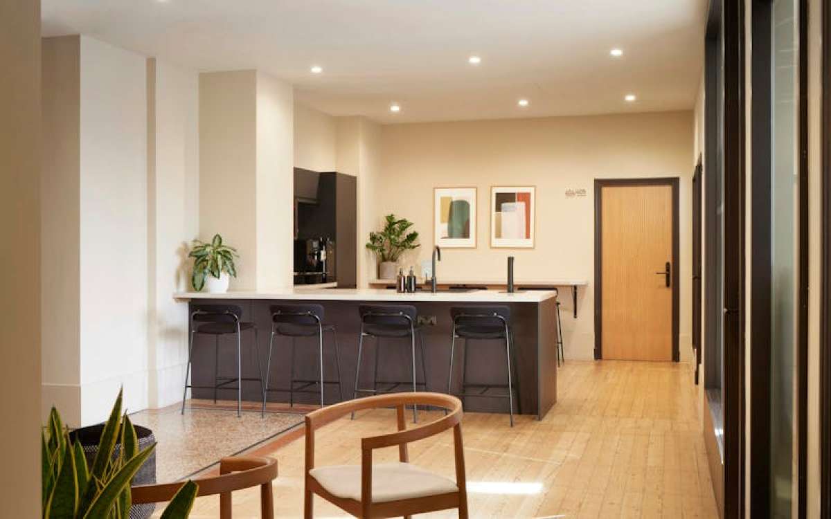 Office in London - photo 3