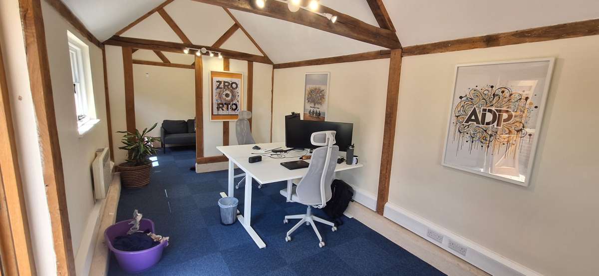 Office in Horsham - photo 2