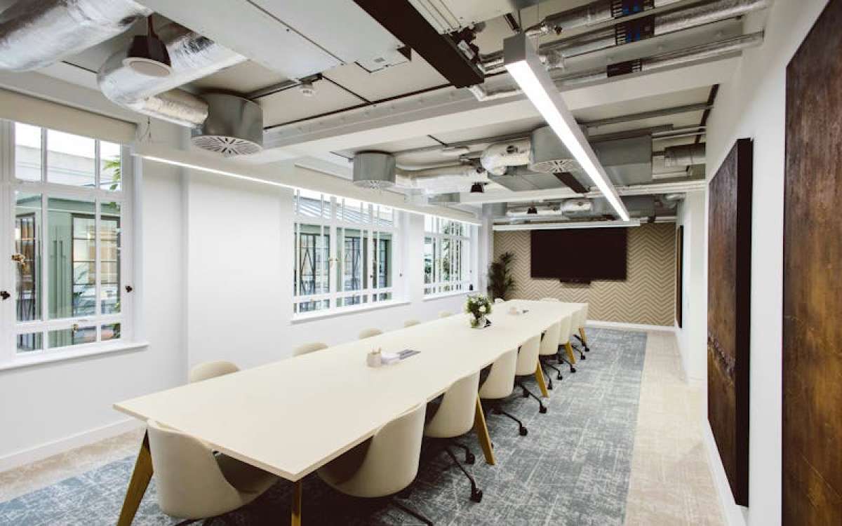 Office in London - photo 3