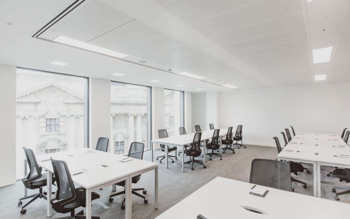 Office in London - photo 2