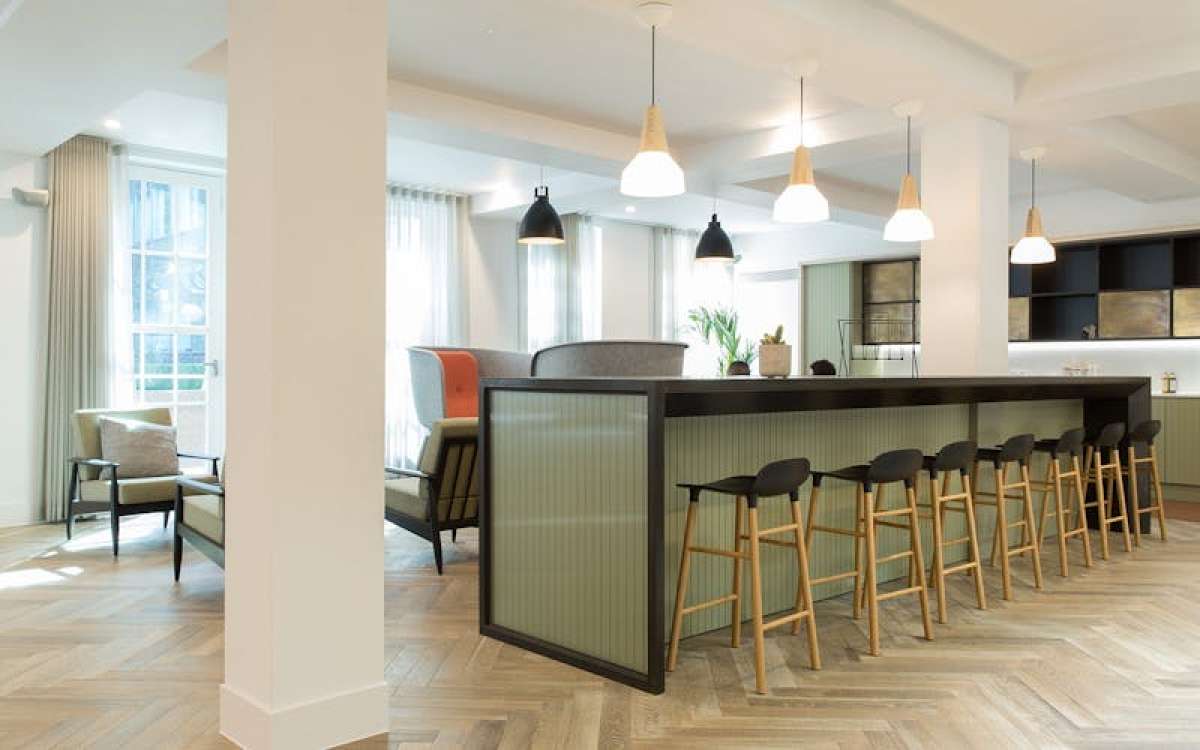 Office in London - photo 3