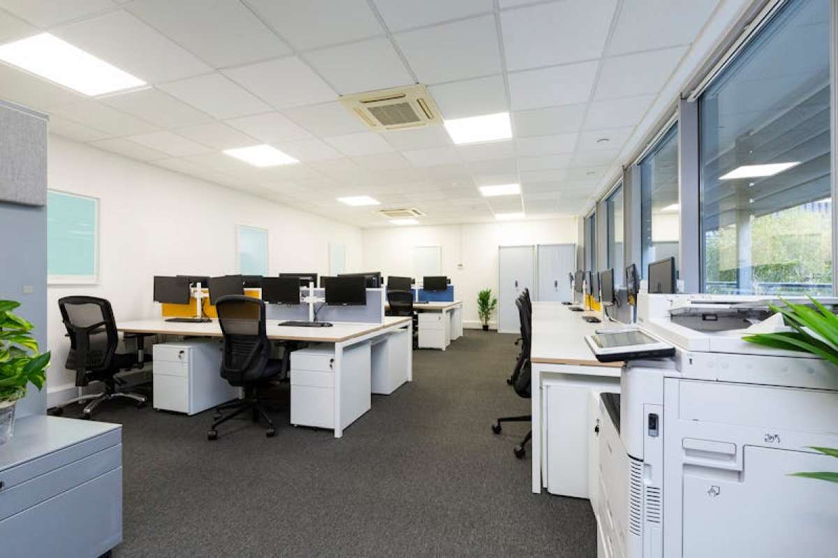 Office in London - photo 2