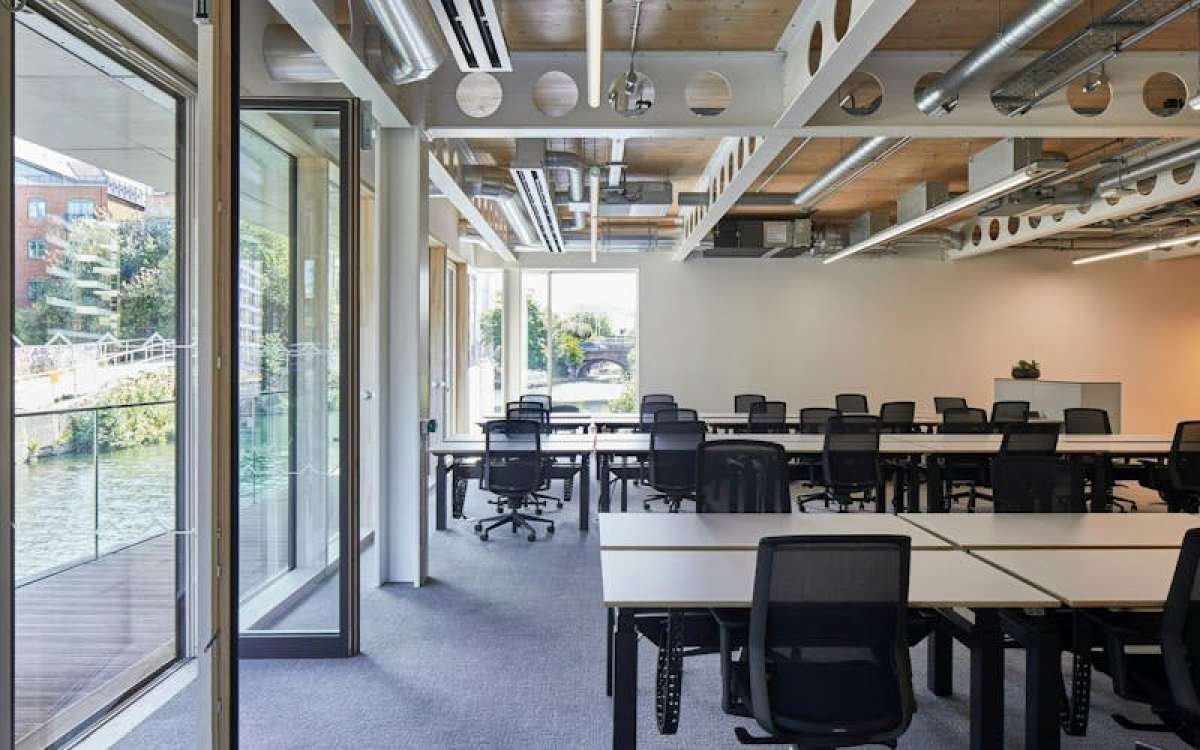 Office in London - photo 2