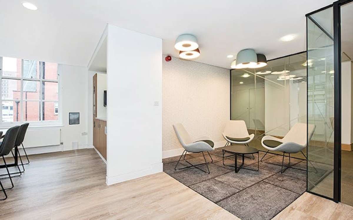 Office in London - photo 3