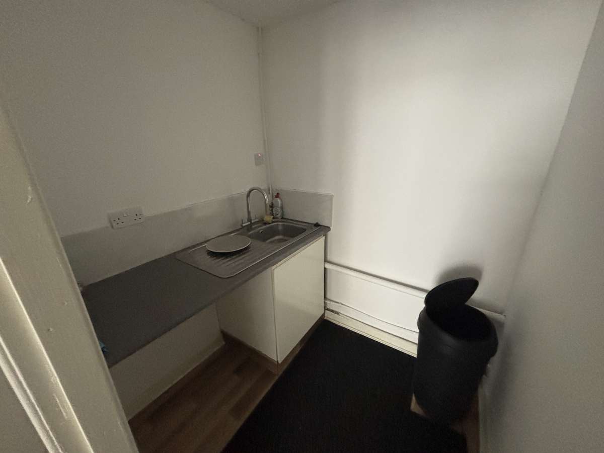 Office in Ayr - photo 3