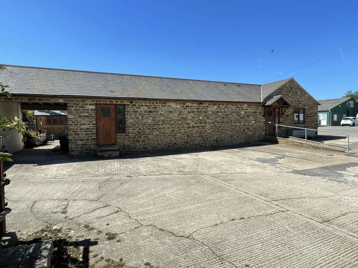 Office in Banbury - photo 2