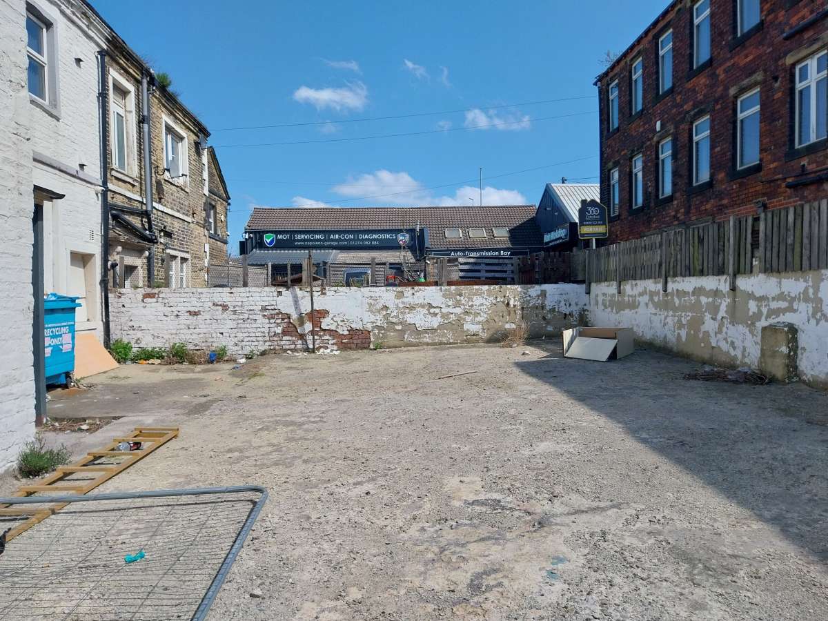 Office in Bradford - photo 4