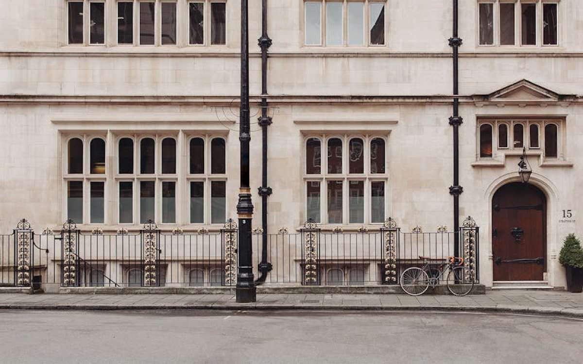 Office To Let, London