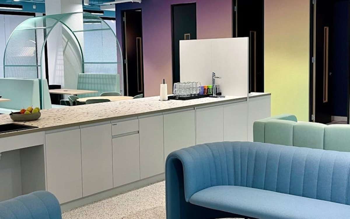 Office in London - photo 3