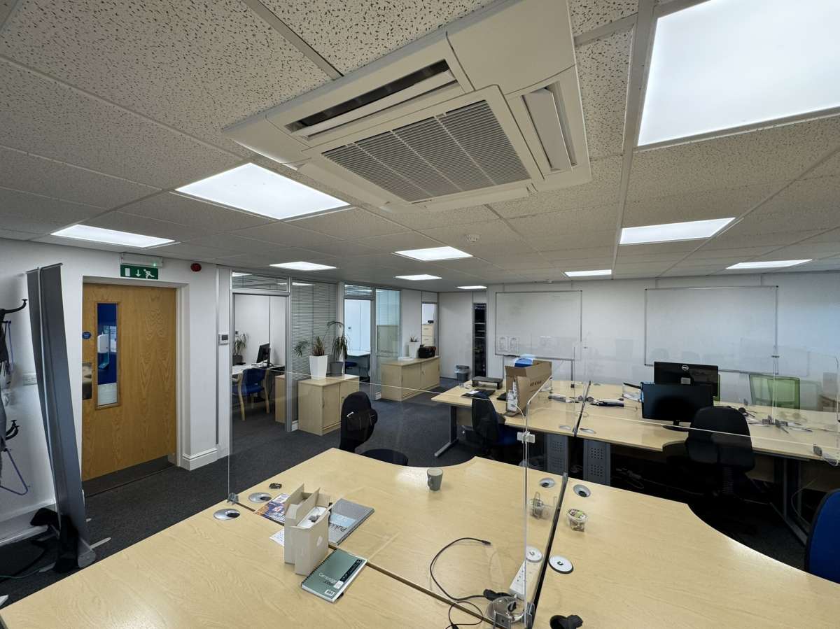 Office in Market Harborough - photo 4