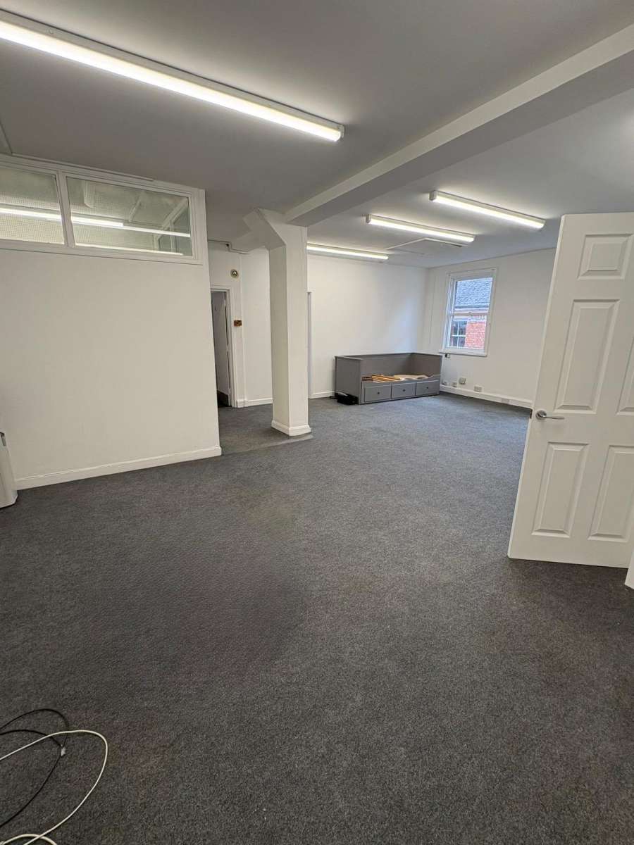 Office in Banbury - photo 2
