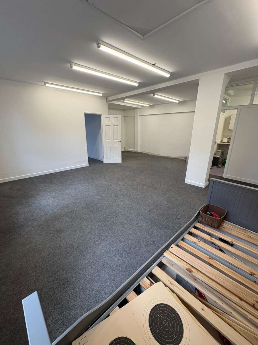 Office in Banbury - photo 3
