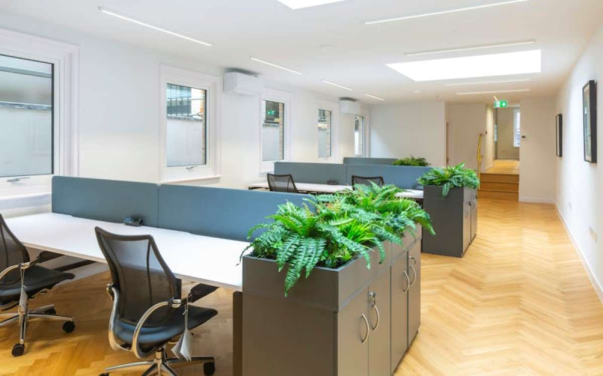 Office in London - photo 2