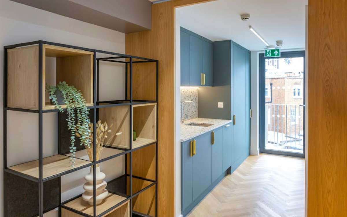 Office in London - photo 4