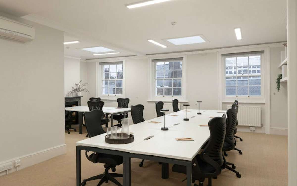 Office in London - photo 2