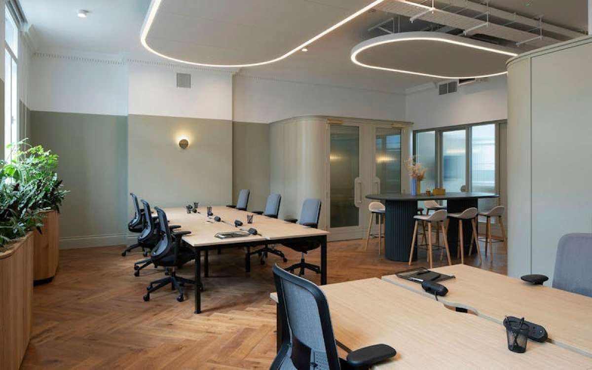 Office in London - photo 2