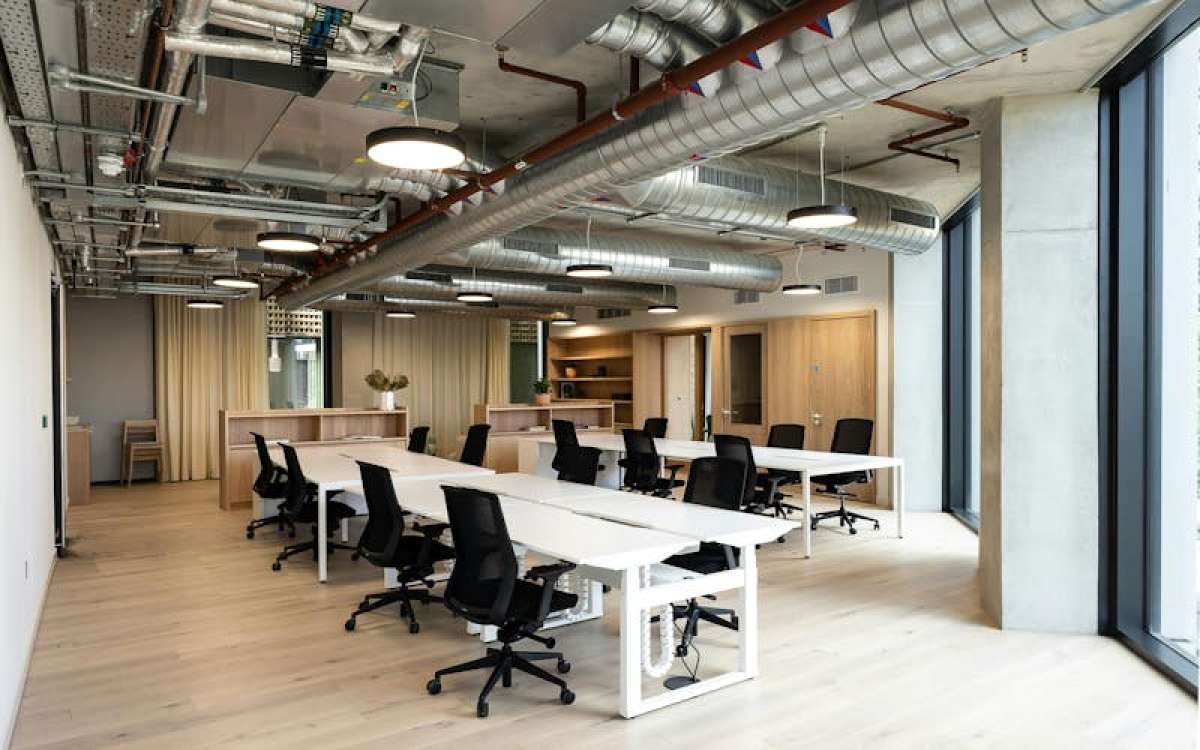 Office in London - photo 4