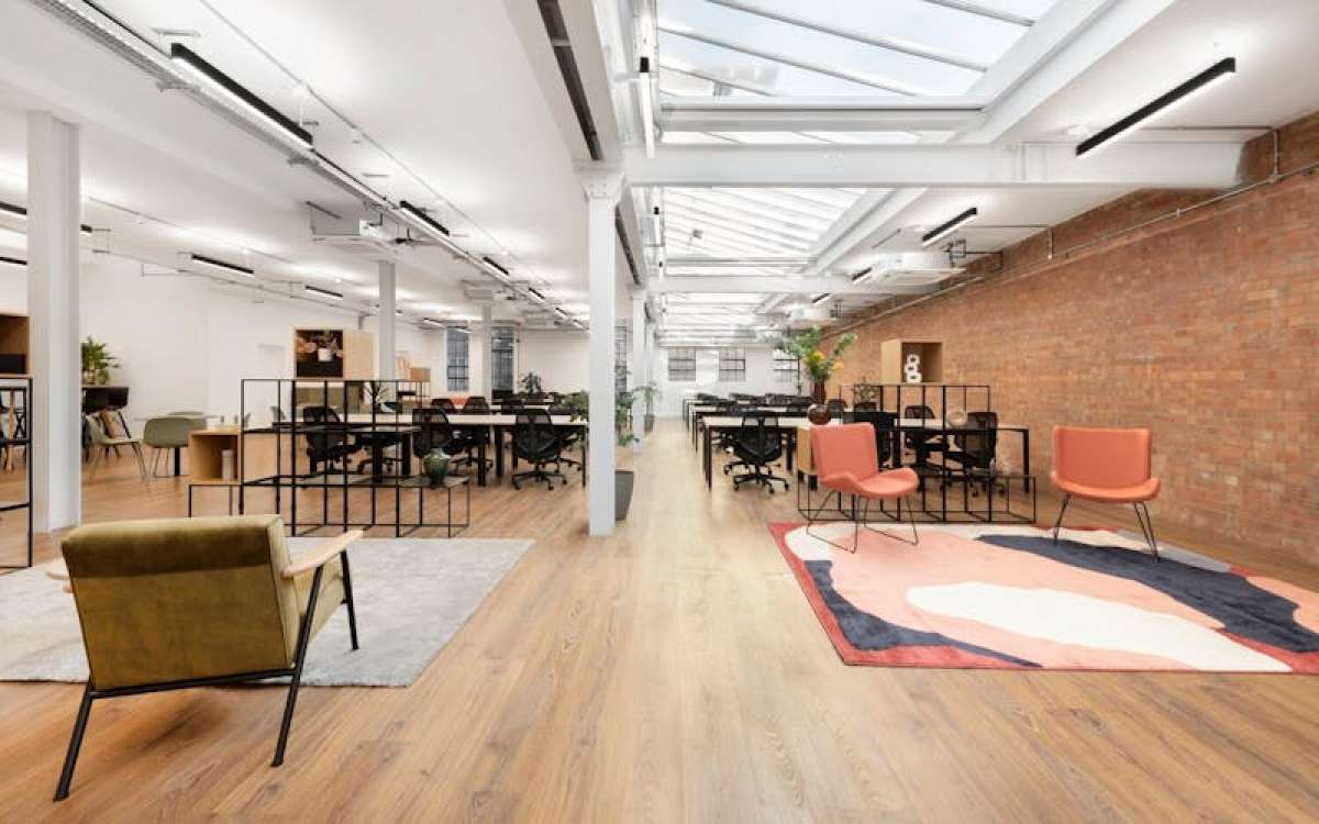 Office in London - photo 4