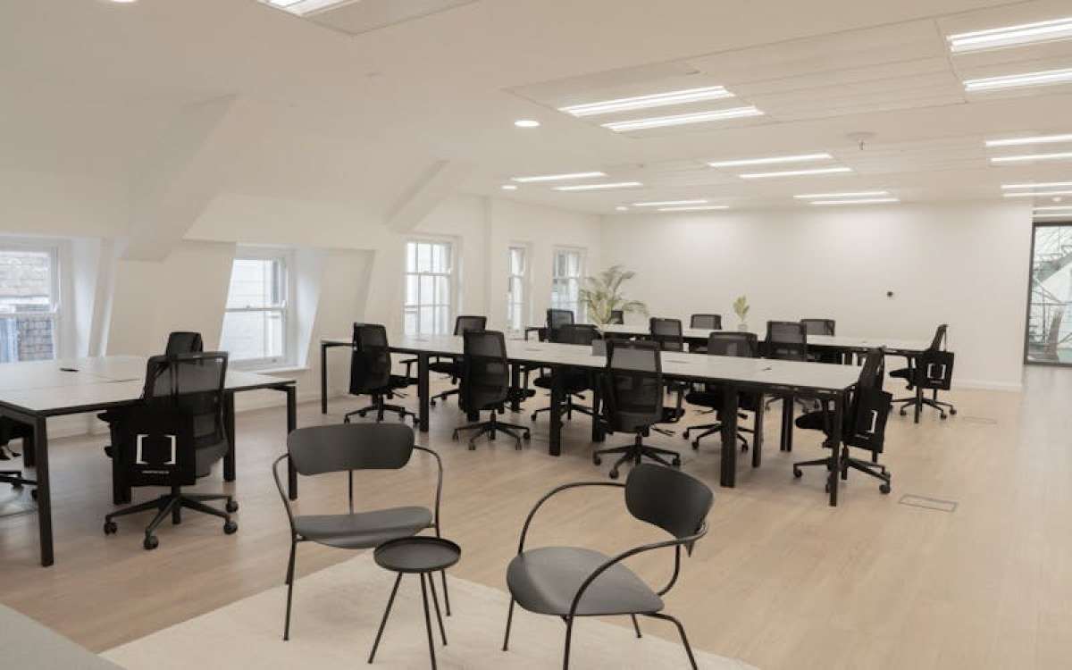 Office in London - photo 2