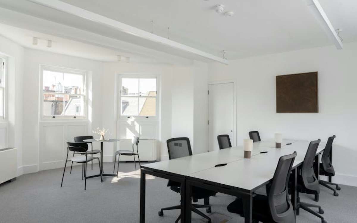 Office in London - photo 2
