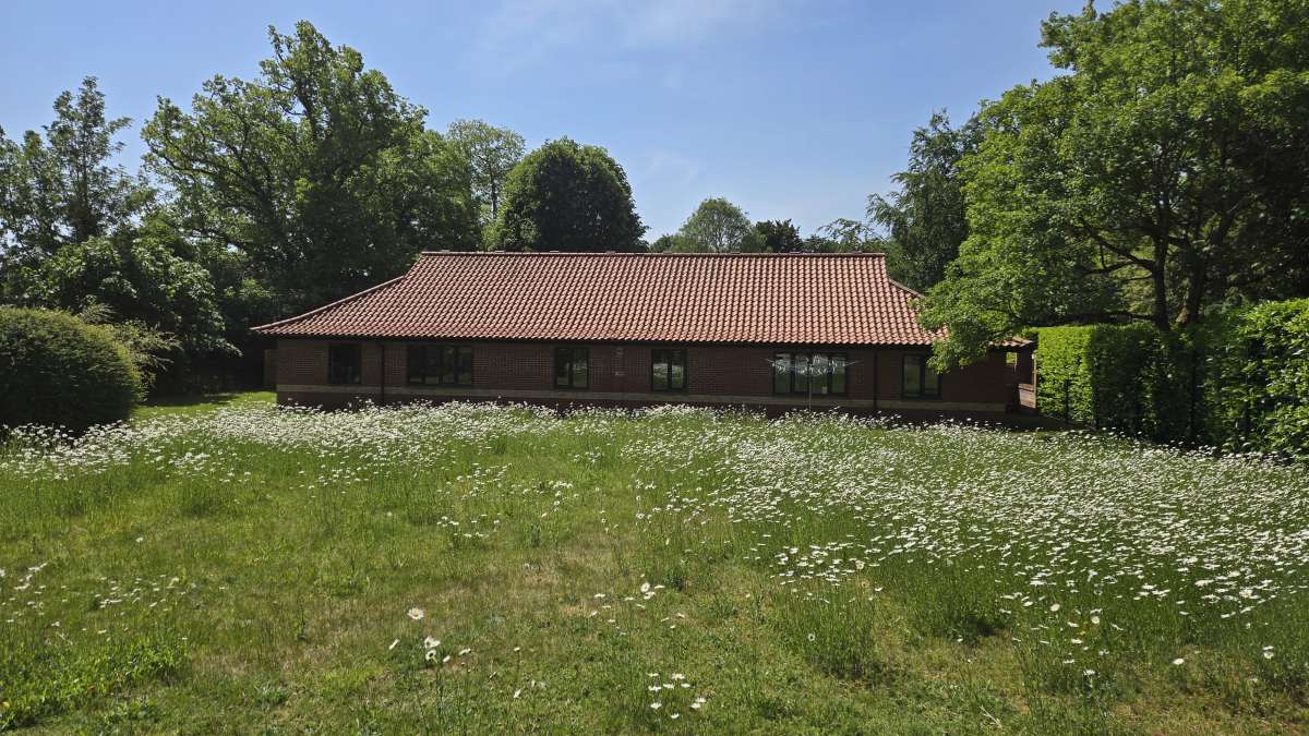 Office in Ashwellthorpe - photo 2
