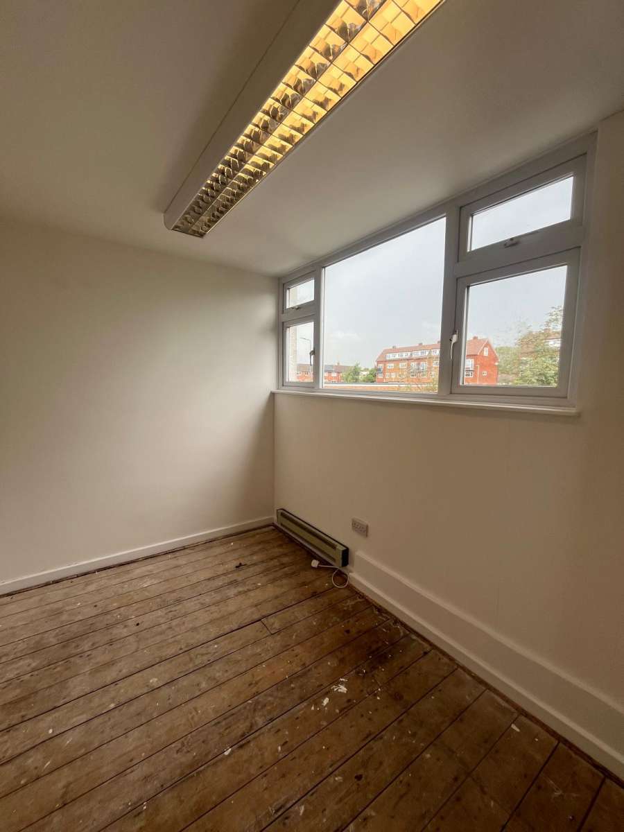 Office To Let, Stevenage, Hertfordshire