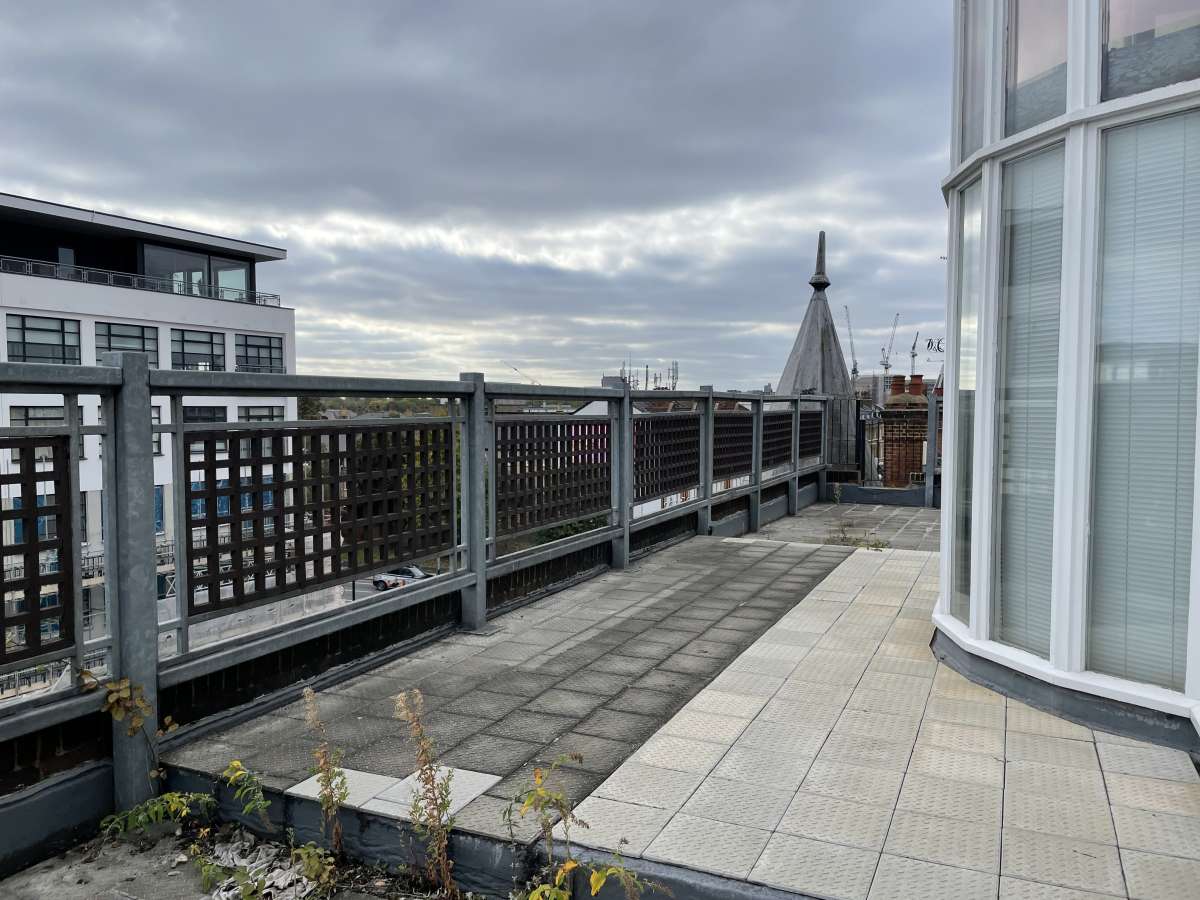 Office To Let, London