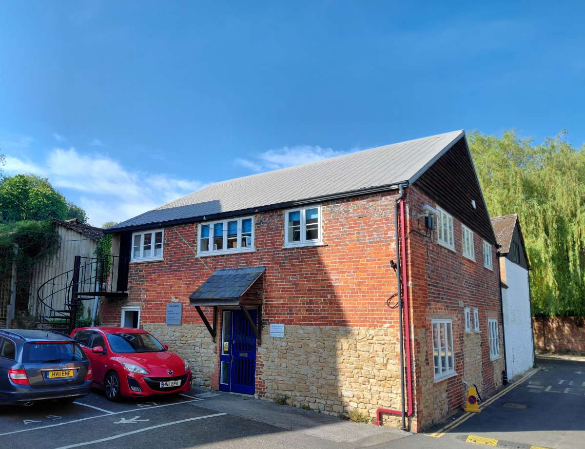 Office in Godalming - photo 3