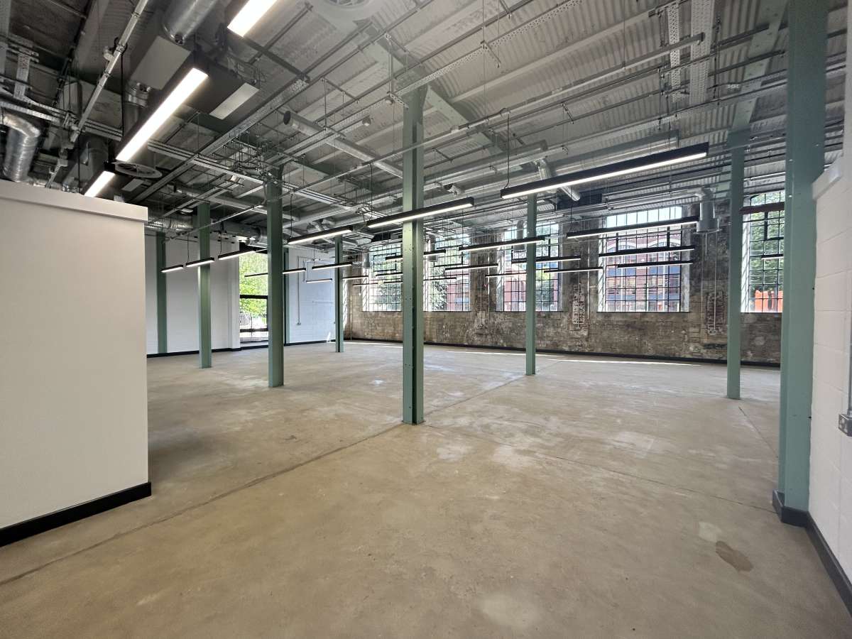 Office in Bath - photo 2