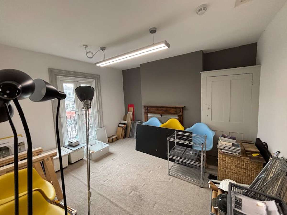 Office in Southampton - photo 4