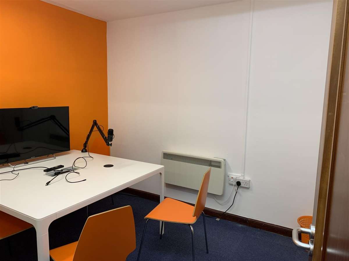 Office in Loughborough - photo 3